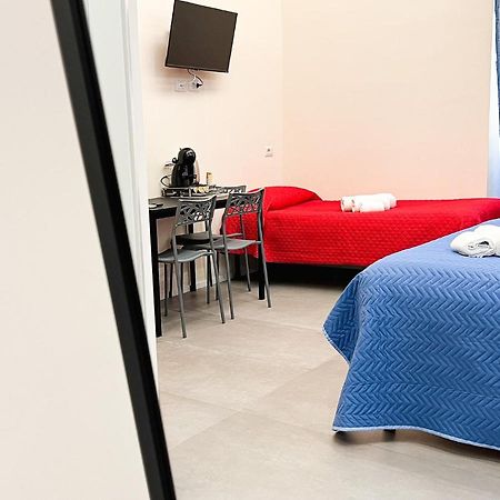 Al 115 Rooms Кальяри Экстерьер фото